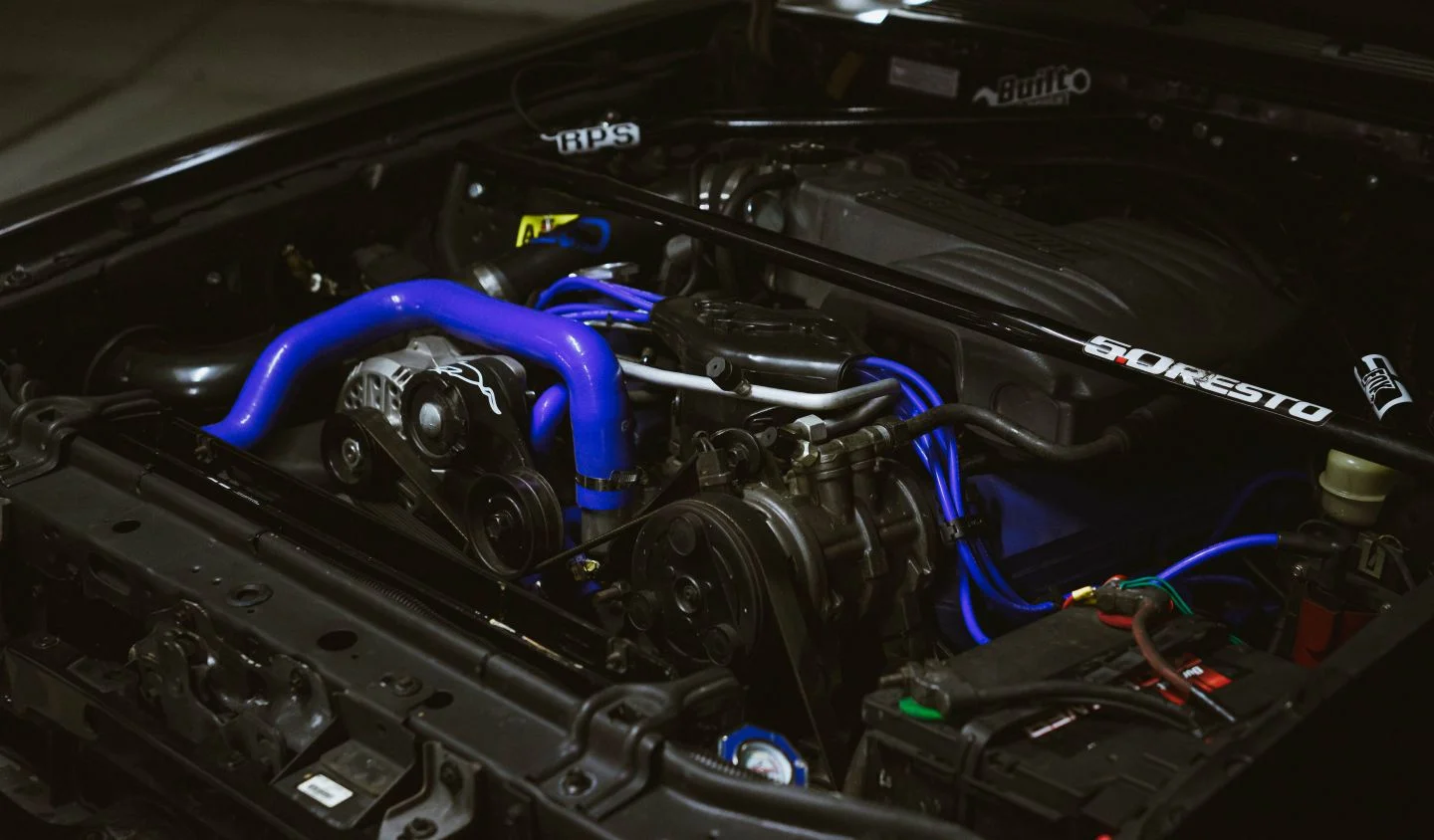 Engine pipes and mechanical components
