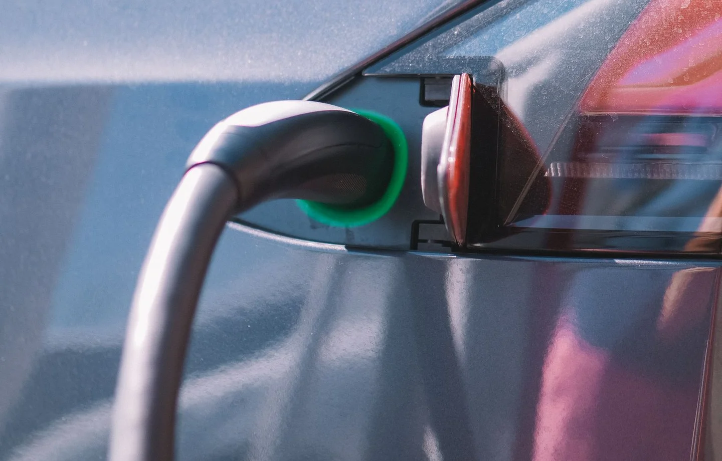 Plug-in vehicle charging connection